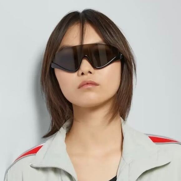 New, GUCCI Sunglasses GG1650S 001 Authentic - Picture 14 of 15